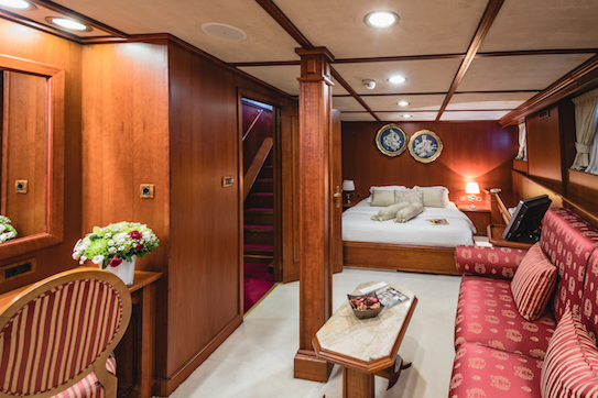 Master apartment with two staterooms and a shared saloon