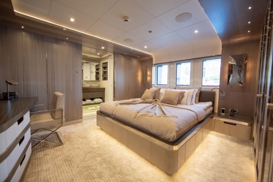 Fully equipped master cabin 