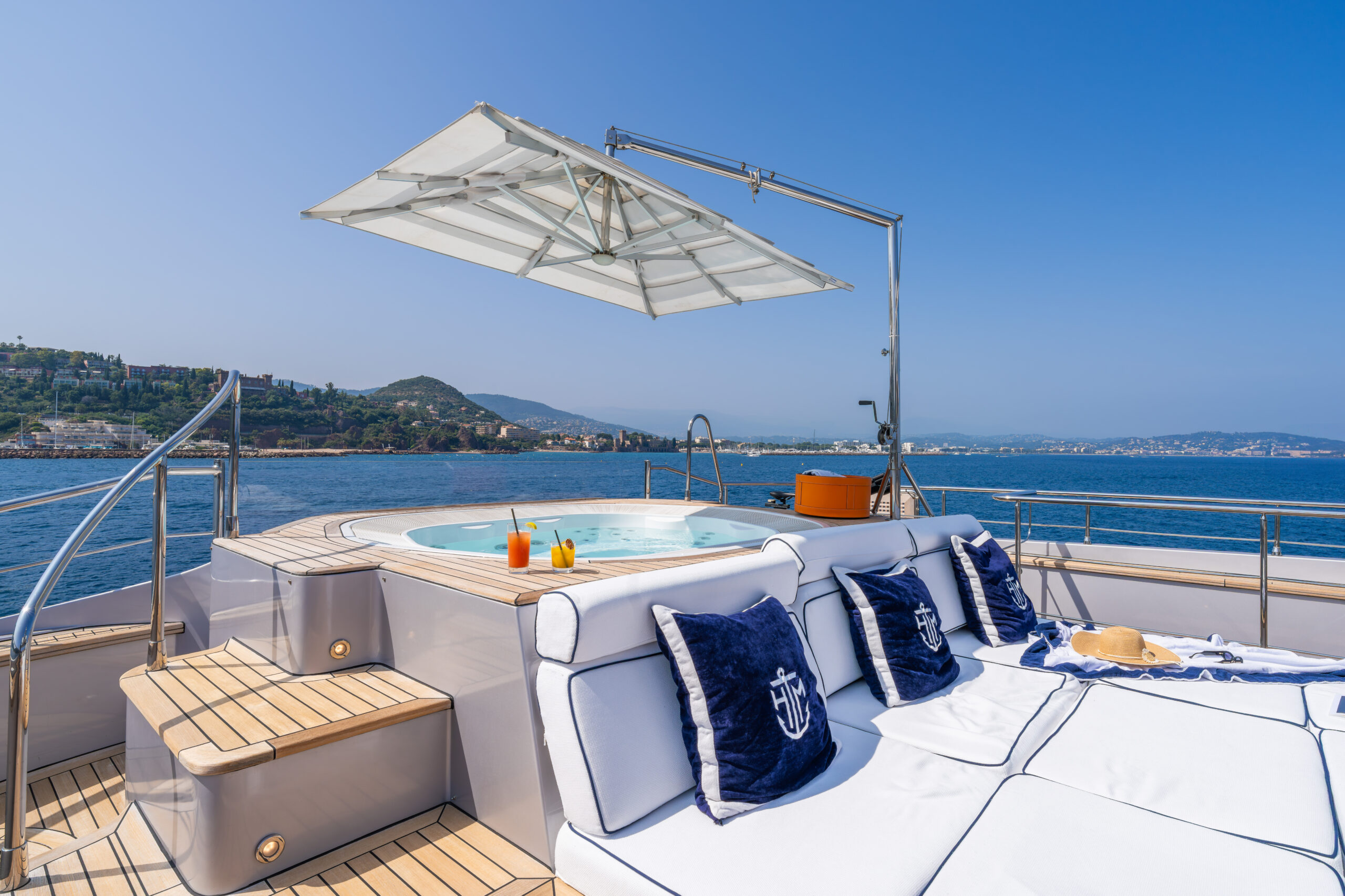 Jacuzzi on sundeck