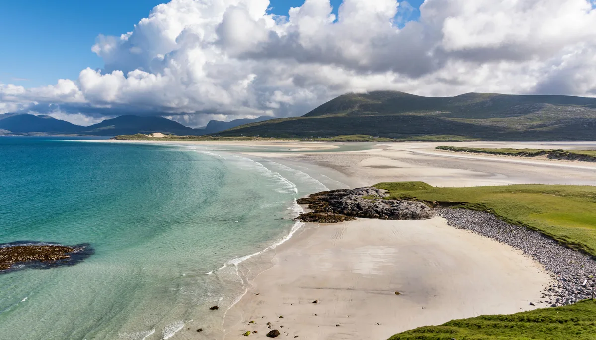 Hebrides yacht charter