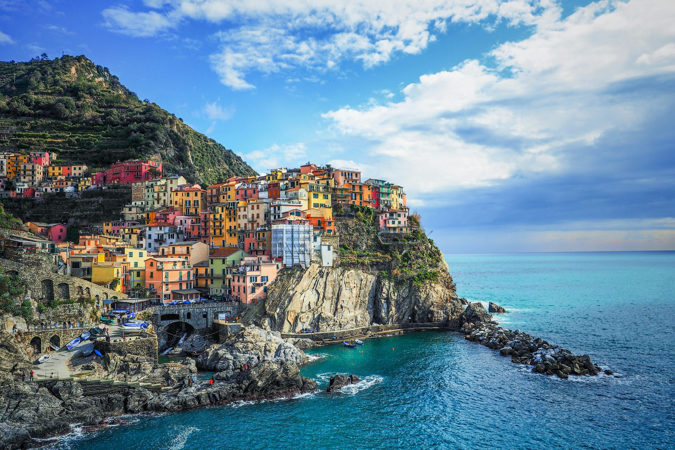 Cinque Terre yacht charter