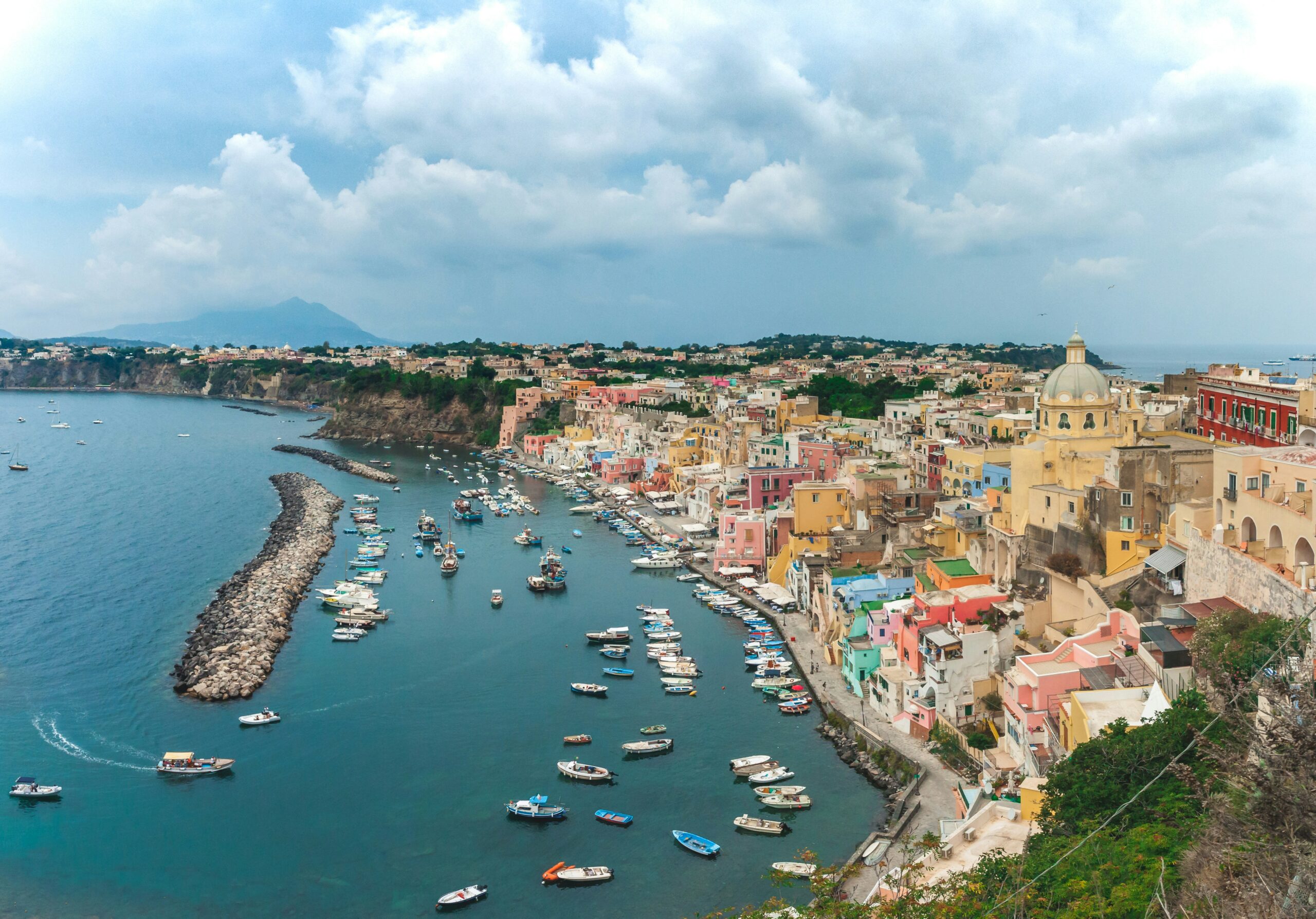 Procida yacht charter